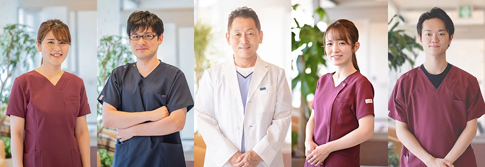 腰椎すべり症の鍼治療に取り組む鍼灸師スタッフ